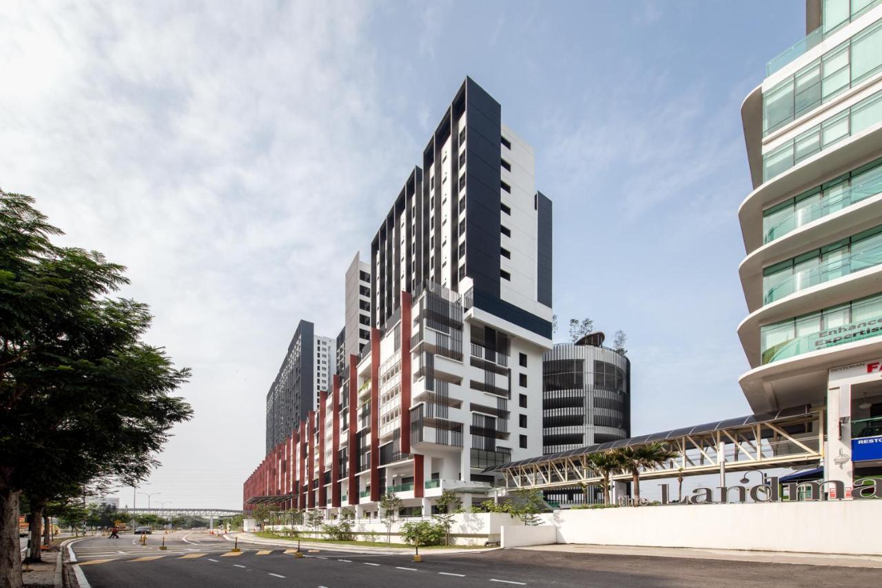The Canvas Hotel Klang Exteriér fotografie